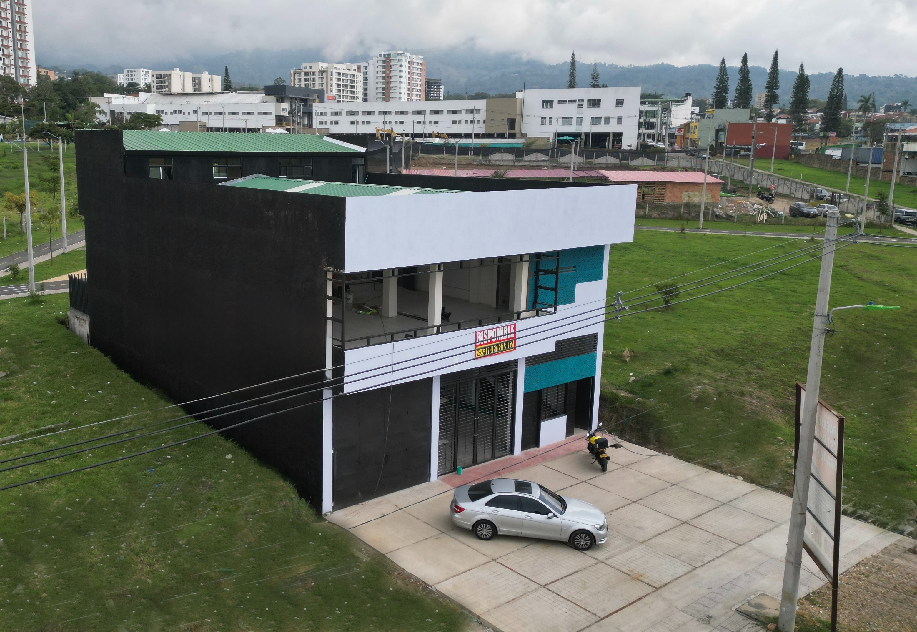 Fachada edificio comercial Fusagasugá