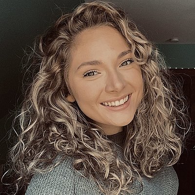 Samantha Hills
