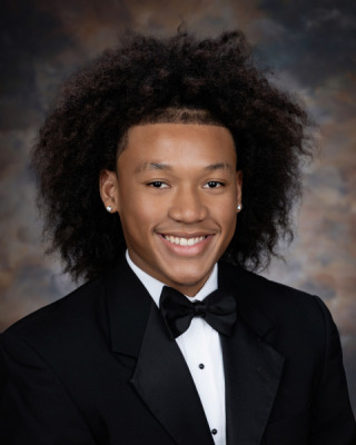 Norview High - Senior Picture Day at School July 29th & 30th
