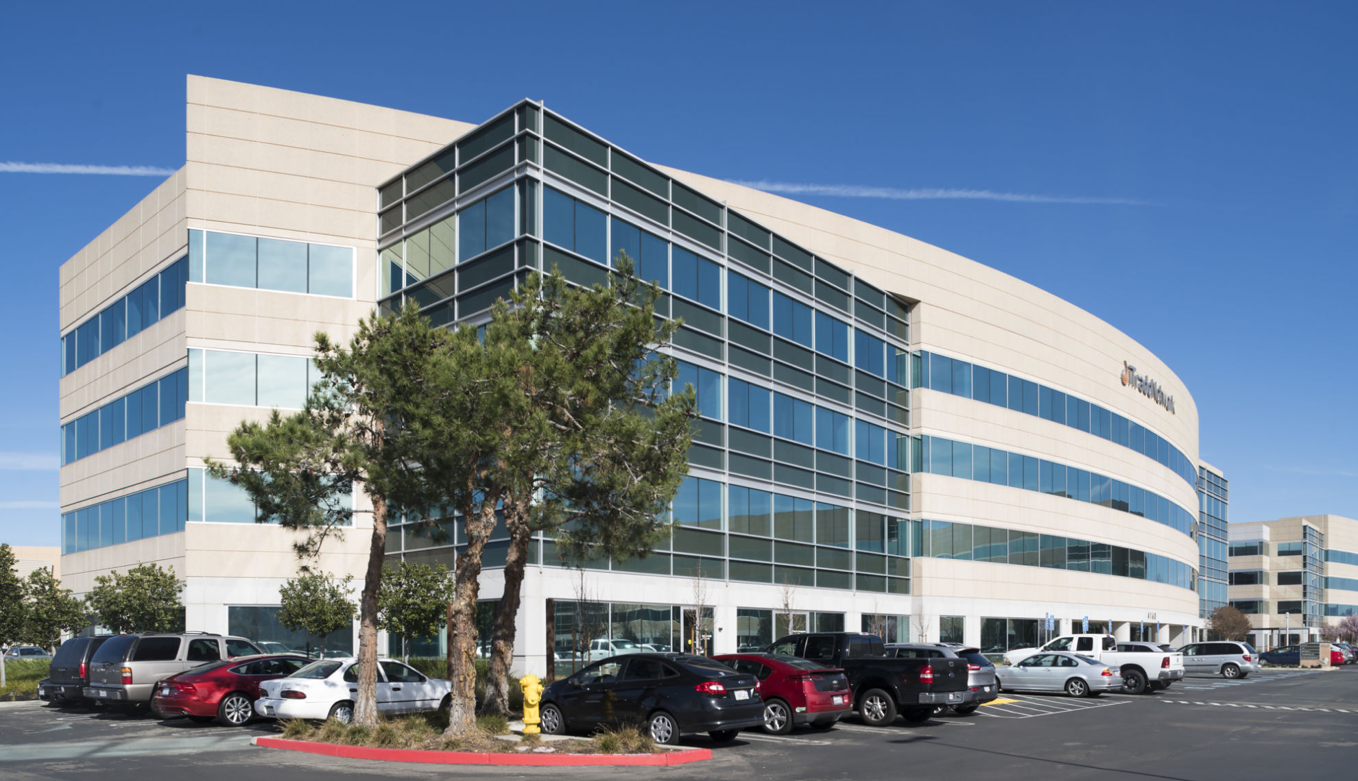 Hines Acquires Dublin Corporate Center Hines