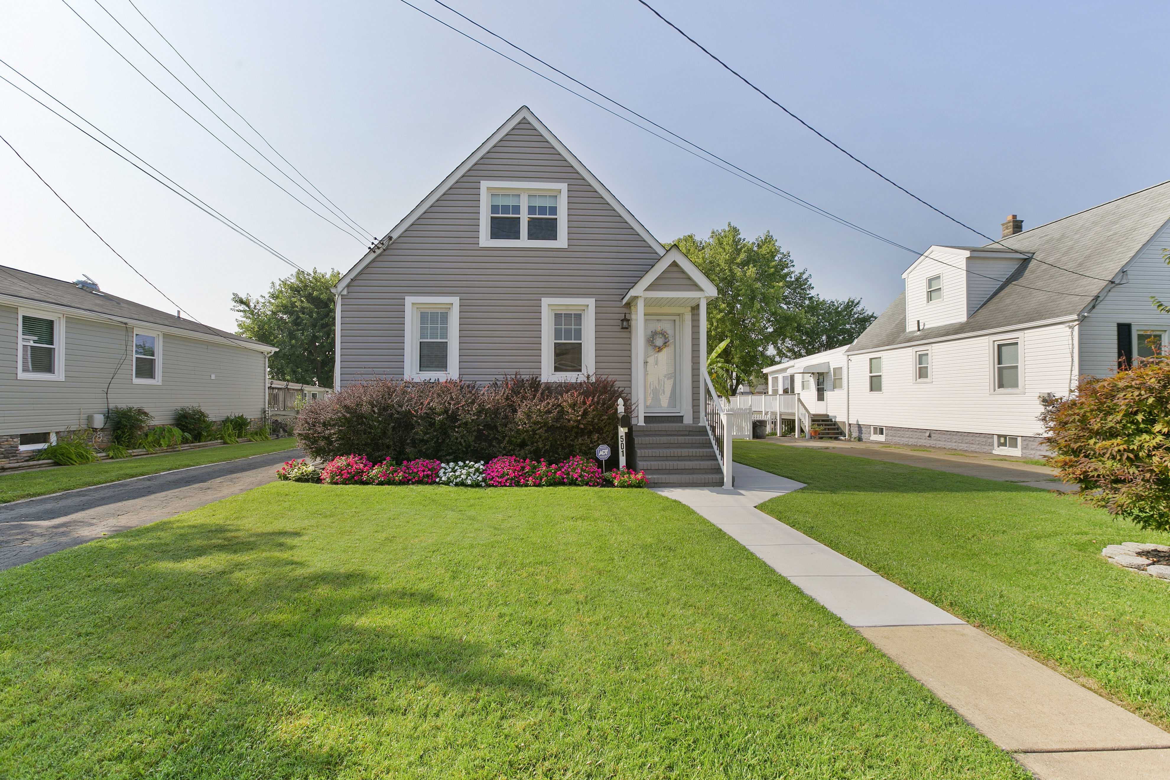 501 Bayside Drive