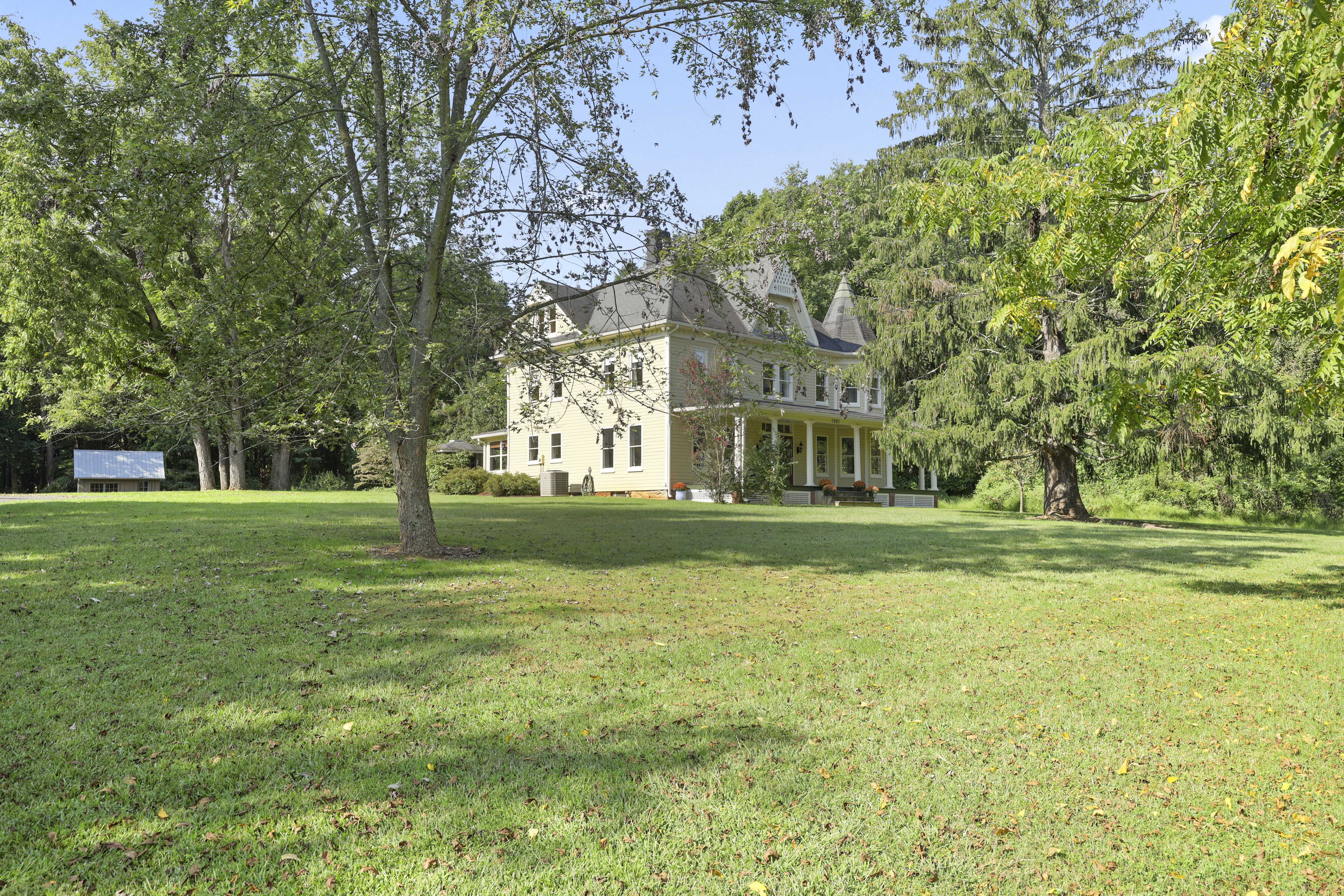 1901 Arrington Rd