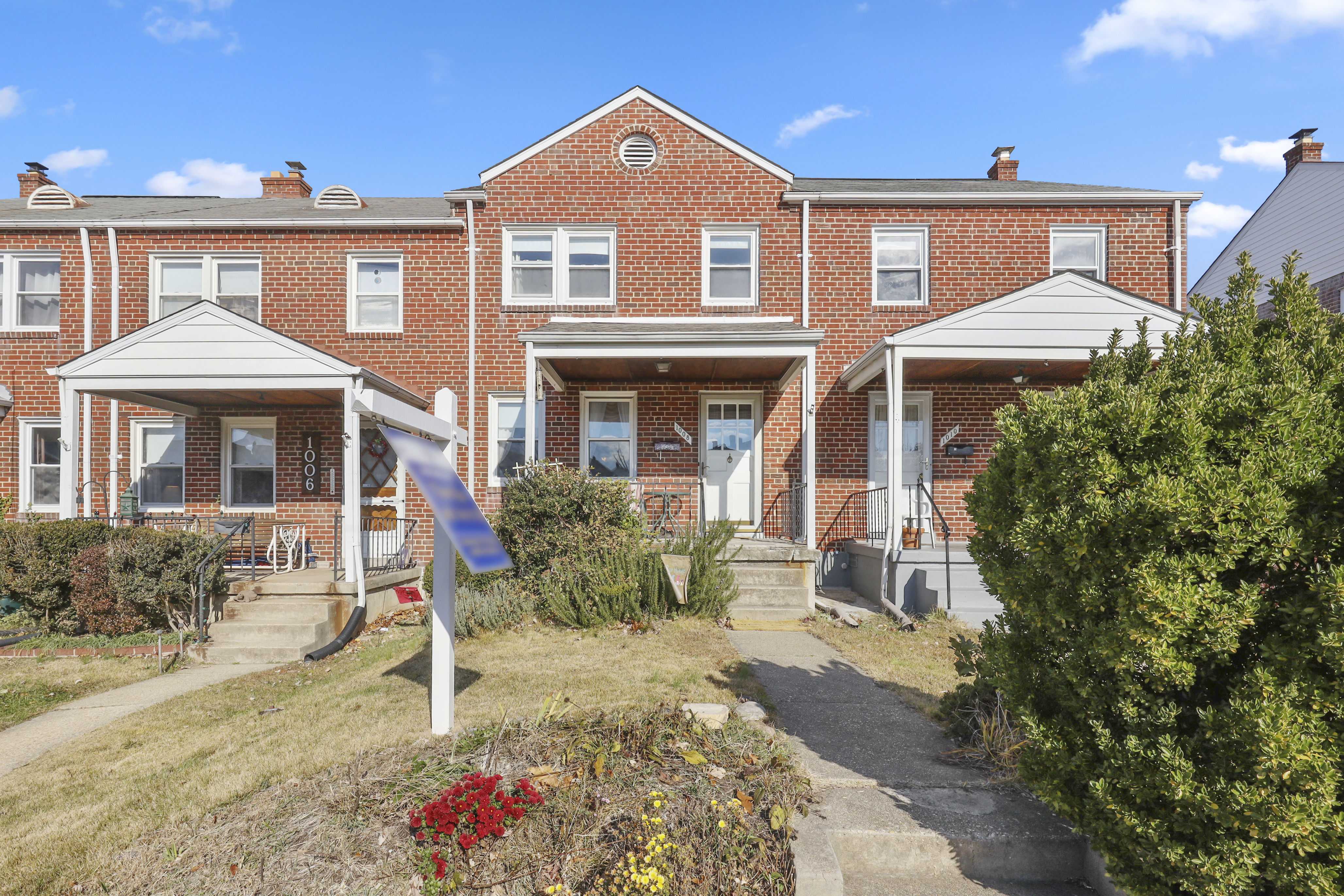 1008 Elm Road