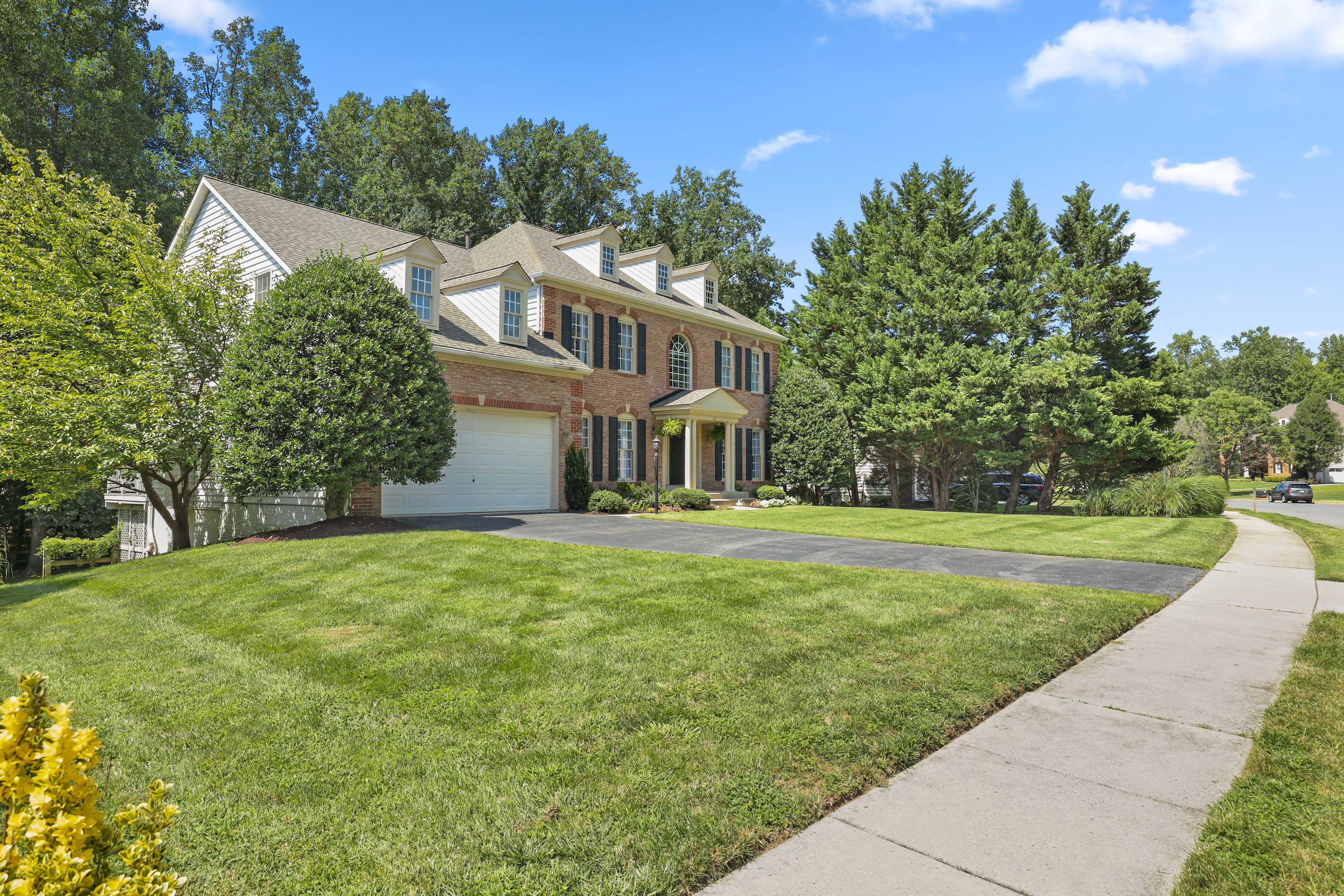 101 Colony Crossing