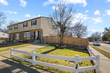 1074 Vena Lane