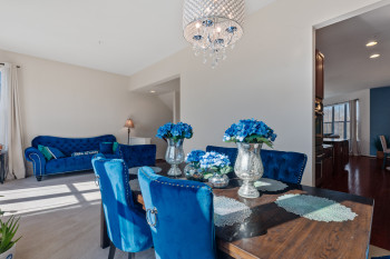 Easy access to kitchen makes serving a breeze!