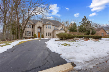 3417 Hidden Oaks Lane