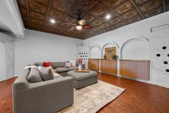 Basement recreation room