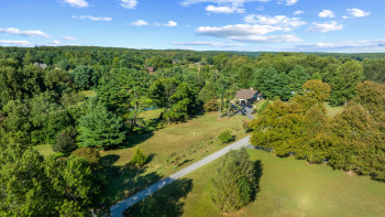Aerial View (driveway)