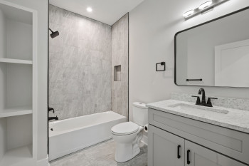 Lower Level Bath