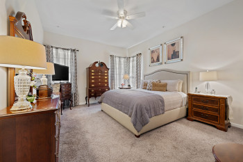 Extra large main floor Primary Bedroom with en suite elegant bathroom