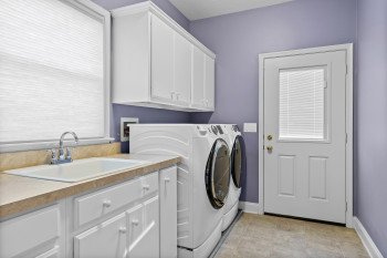 1st fl laundry