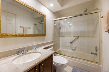 Full bath on main level