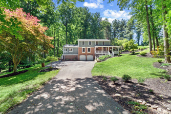 9 Folly Farms Court