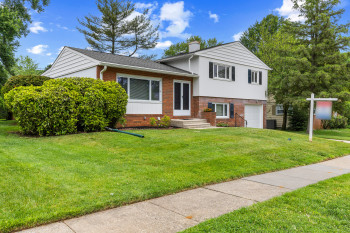222 Deep Dale Drive
