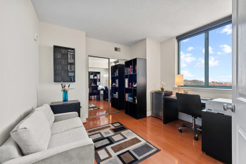 Den / Home Office