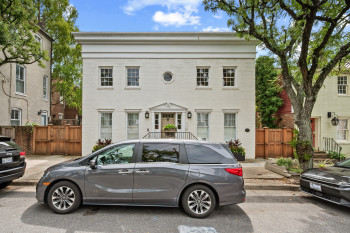 810 Queen Street