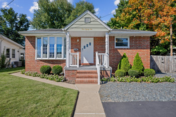 182 Dale Road