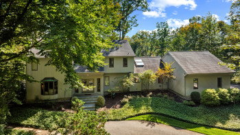 1309 Saint Pauls Way