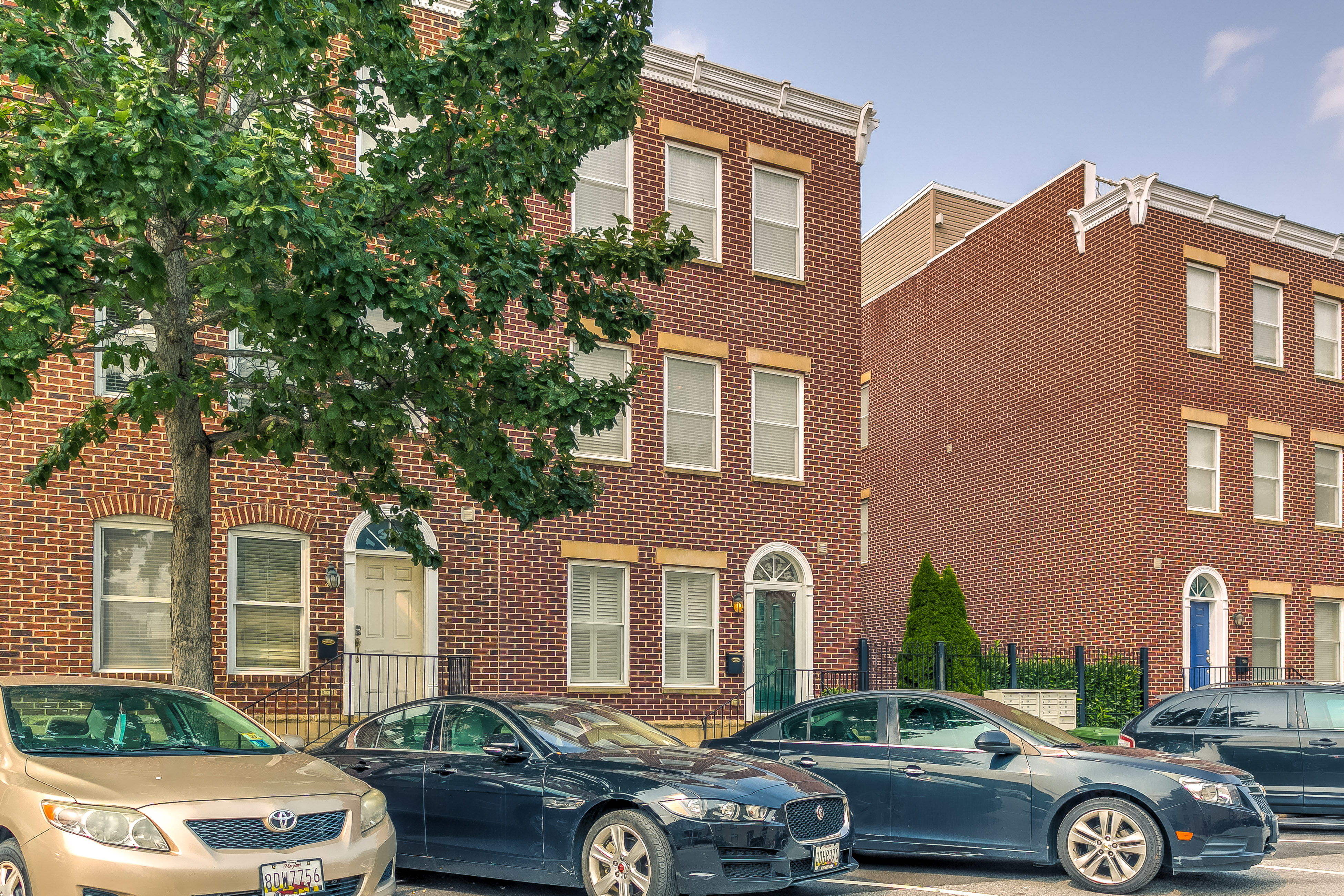 1318 Race Street