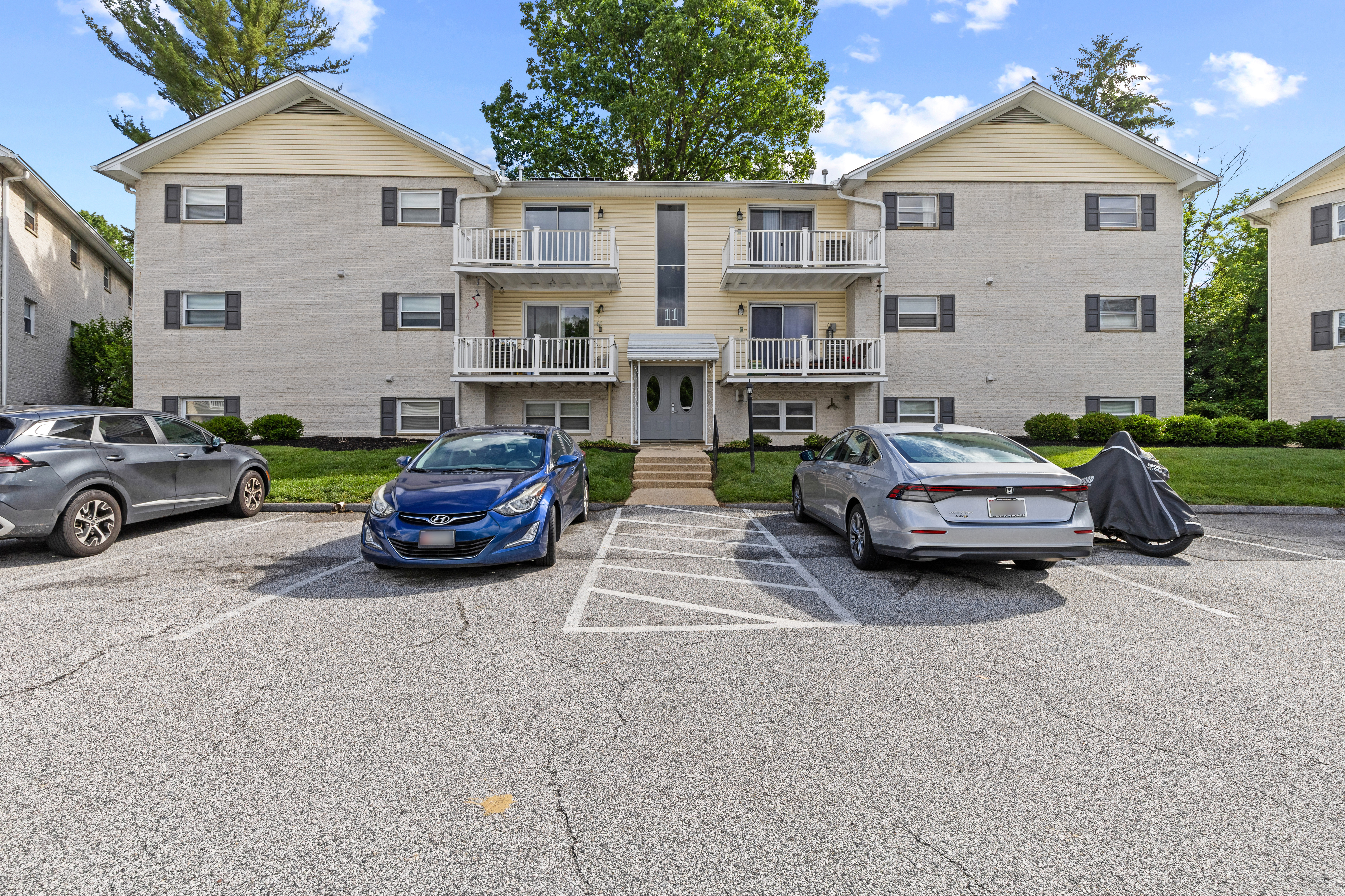 11 Warren Lodge Court
