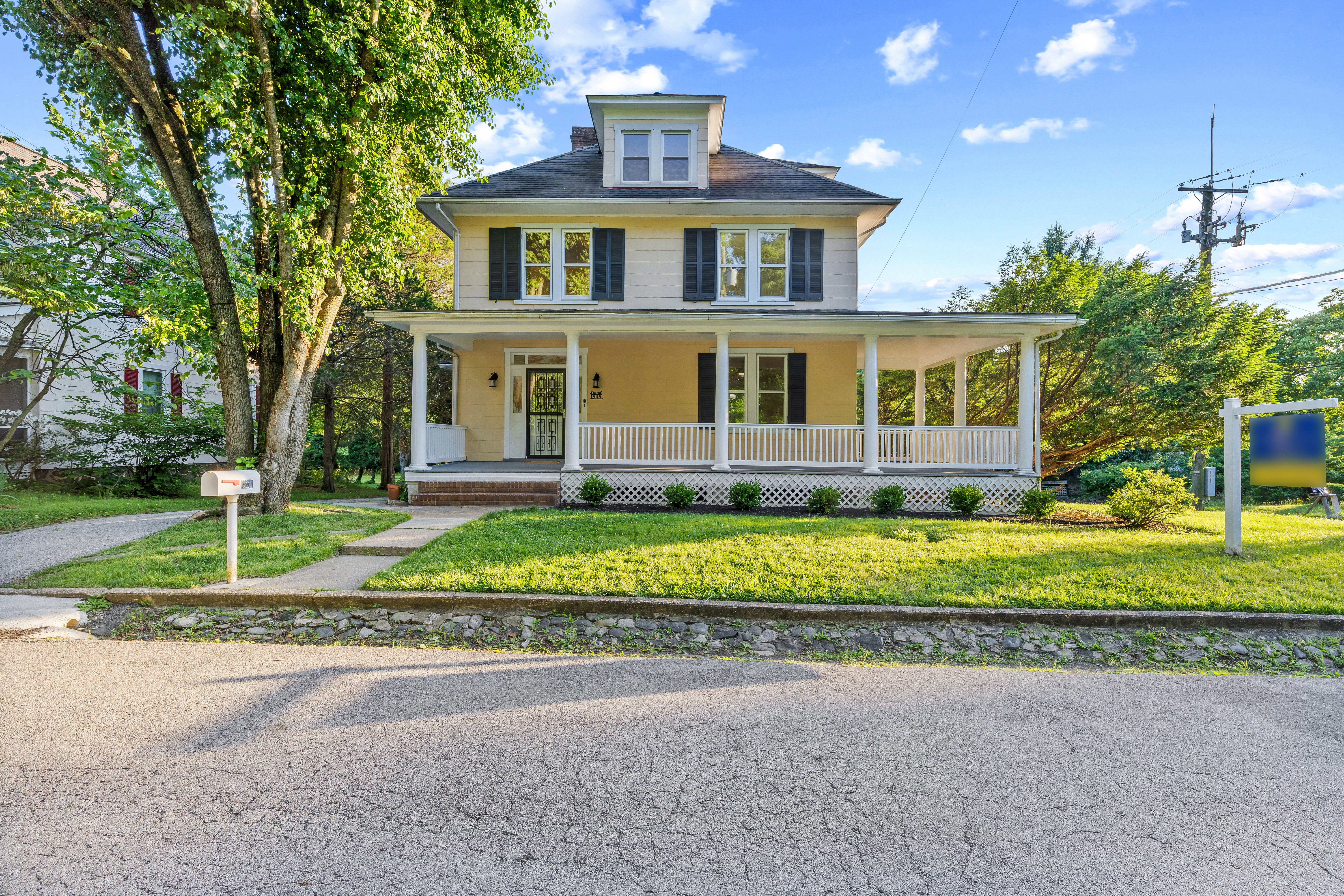 5115 Maple Park Avenue