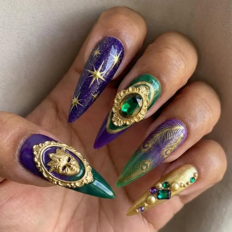 Luxury 3D Mardi Gras Press On Nails, Masquerade Mask, Emerald Gemstone