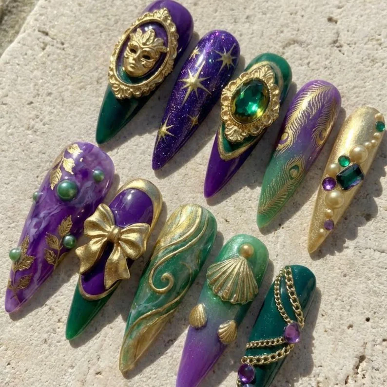 Luxury 3D Mardi Gras Press On Nails, Masquerade Mask, Emerald Gemstone - Media 4