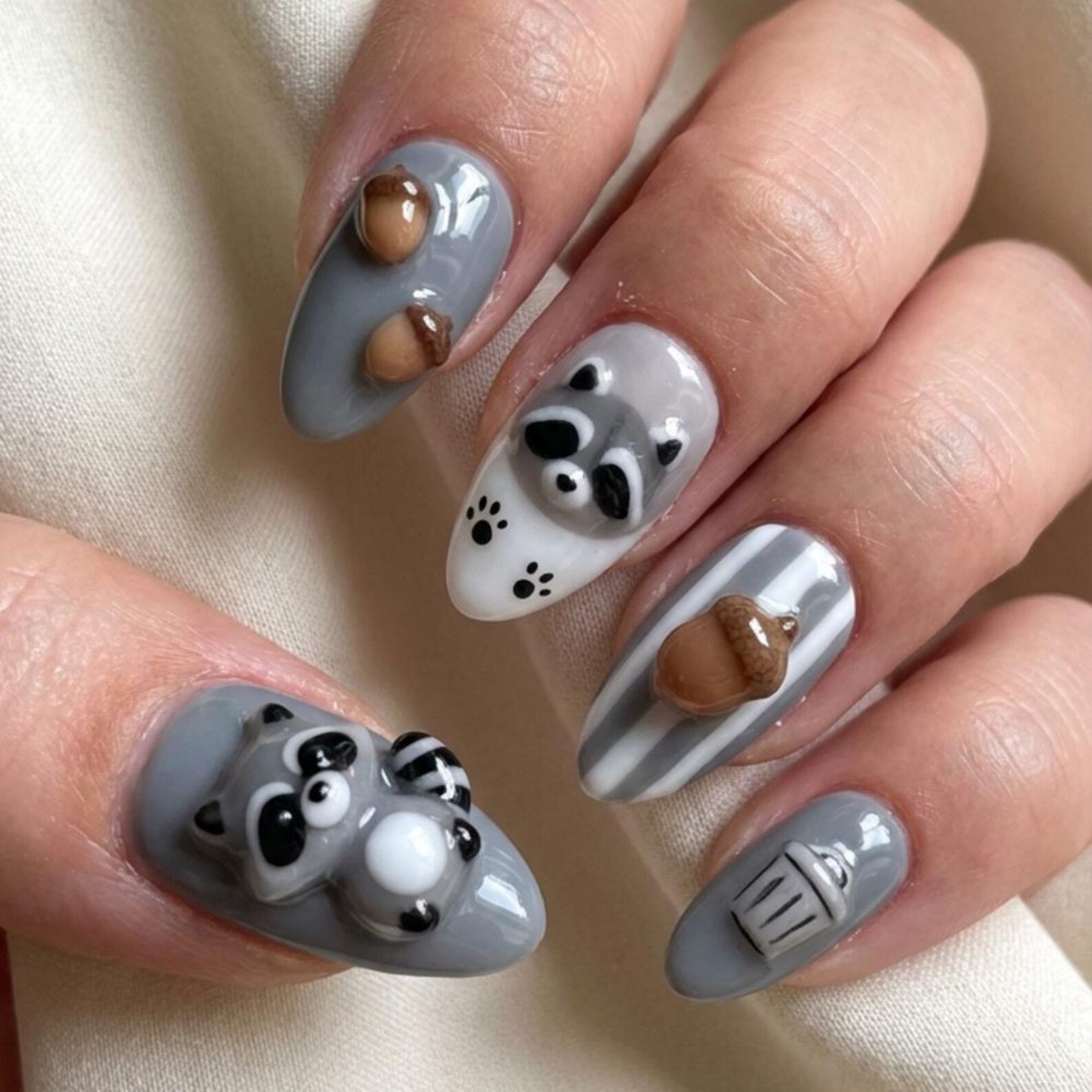 3D Raccoon Press On Nails, Trash Panda Nail Art, Handmade False Nails - Media 4