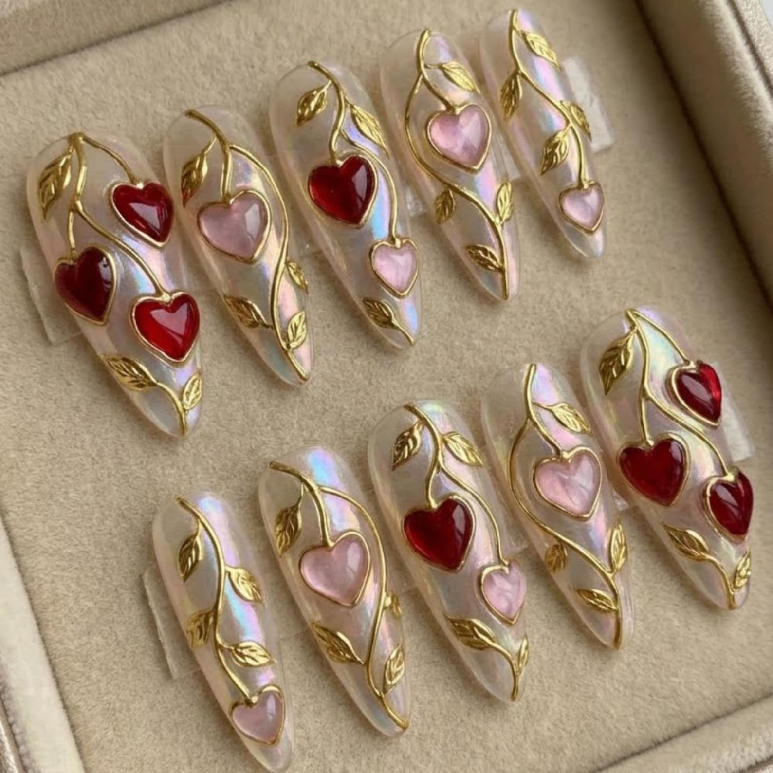 3D Heart Press On Nails, Gold Vine, Coquette Valentine's Day, Handmade