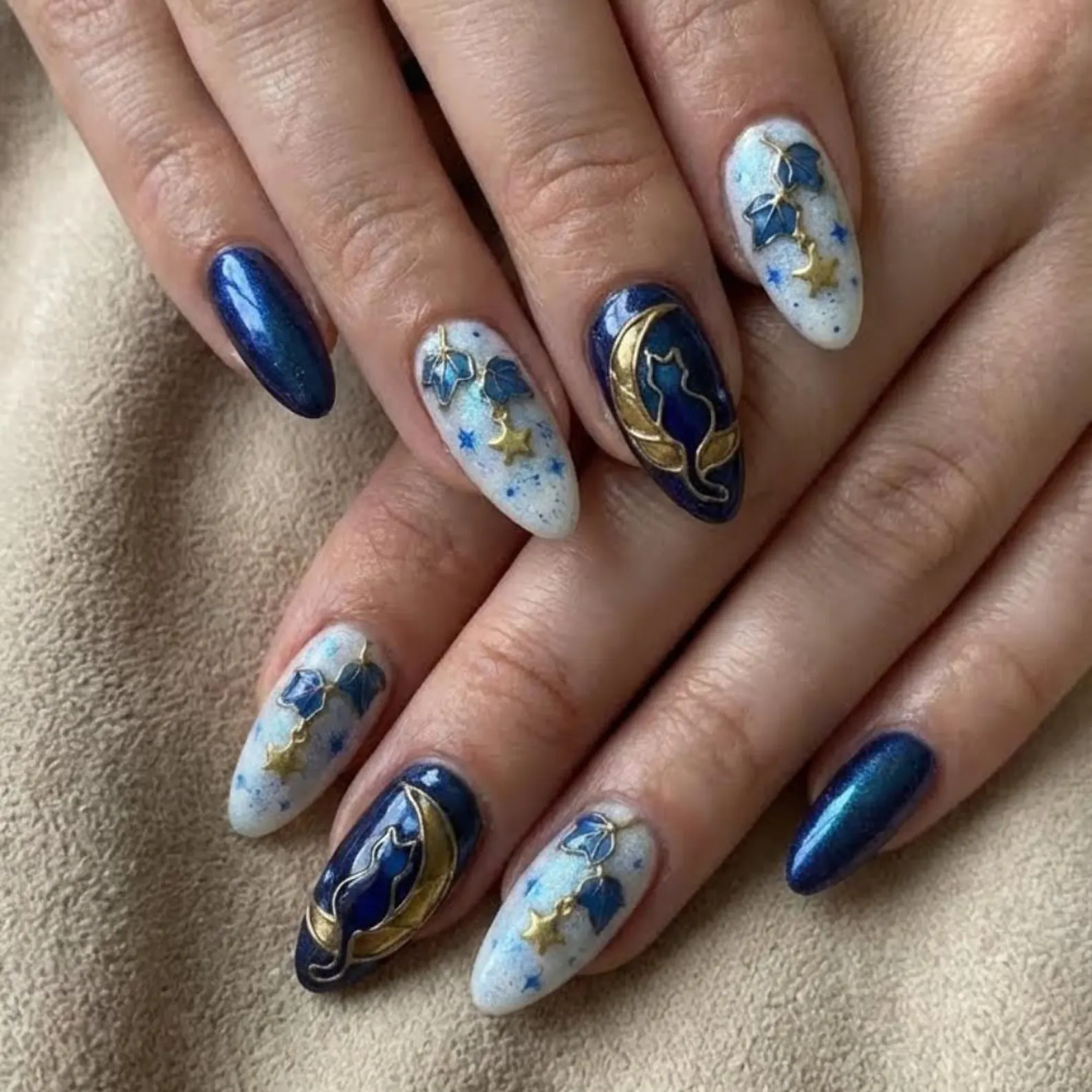 Midnight Cat Moon Press On Nails, 3D Gold Stars, Stained Glass Art - Media 4