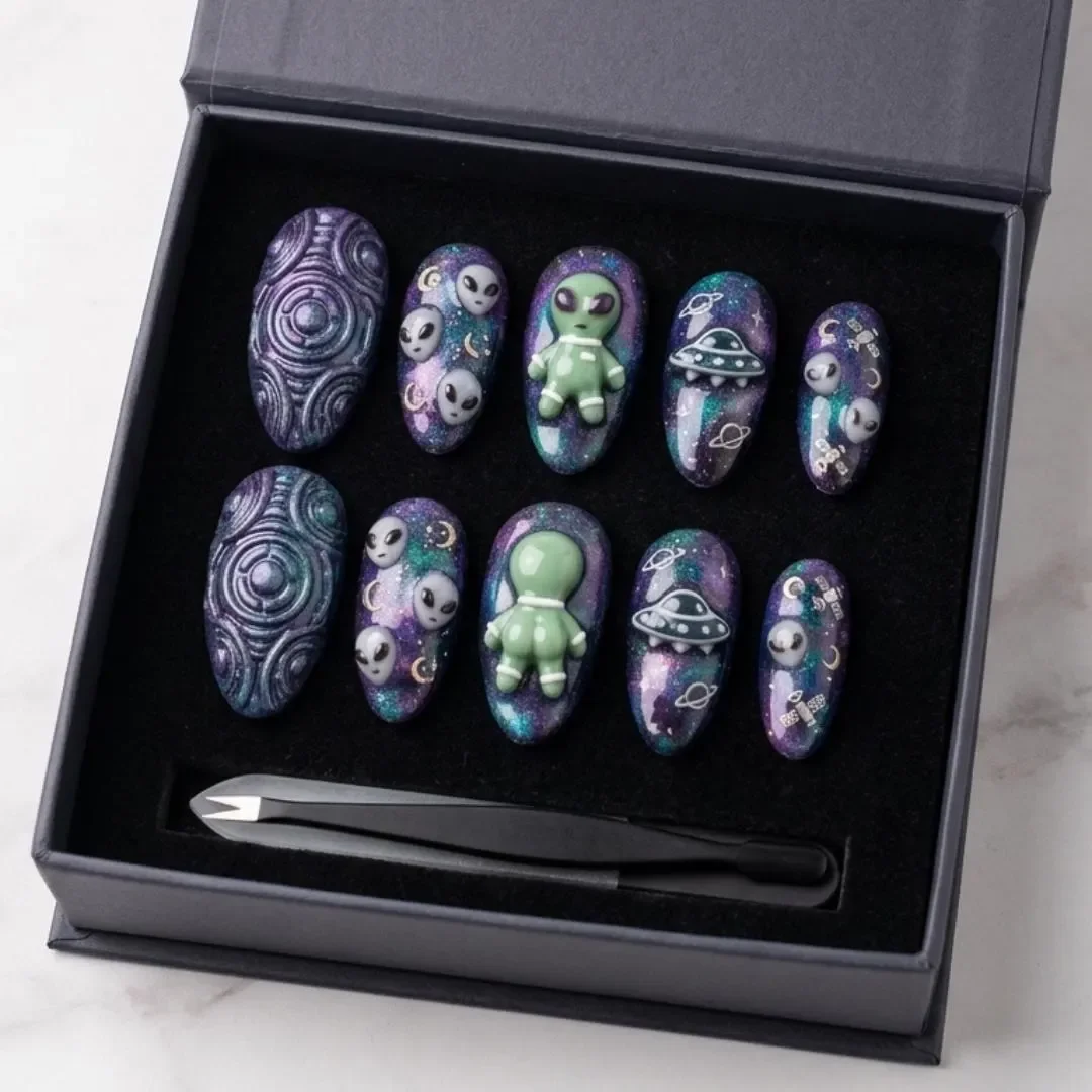 press on nails, custom press on nails, fake nails, Nails Art, stained glass nails, gold press on nails, 3d press on nails, luxury press on nails, handmade press on nails