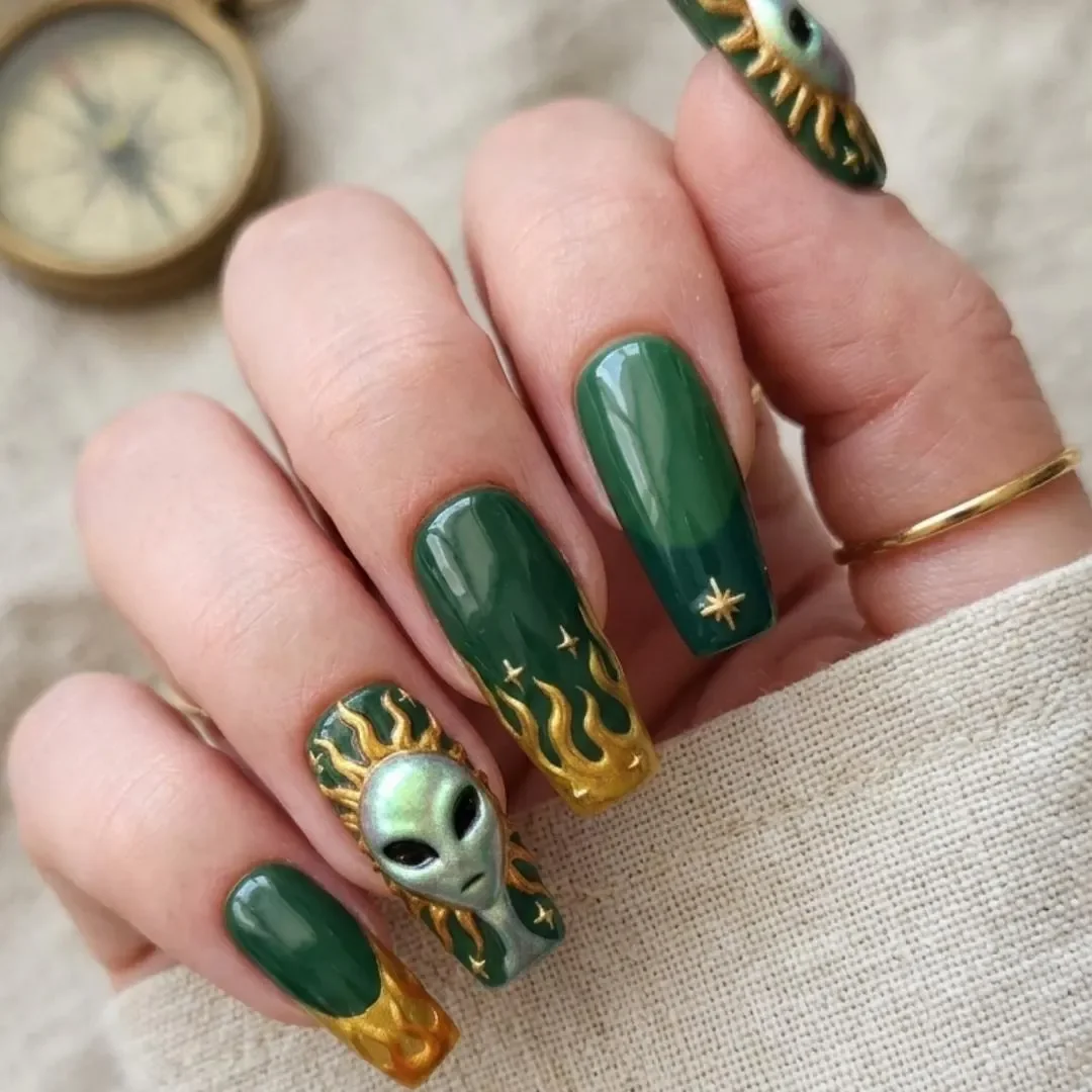 press on nails, custom press on nails, fake nails, Nails Art, stained glass nails, gold press on nails, 3d press on nails, luxury press on nails, handmade press on nails