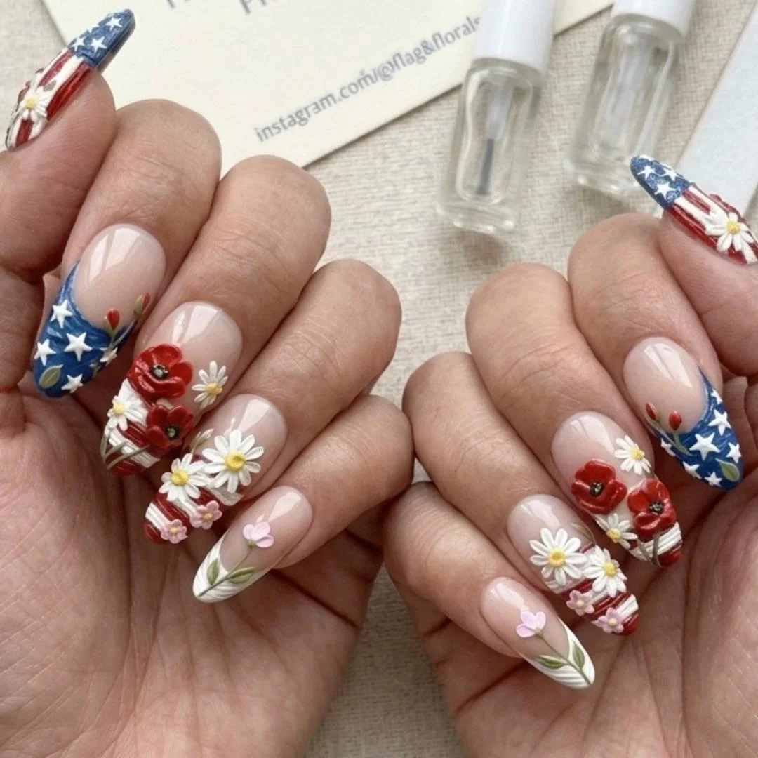press on nails, custom press on nails, fake nails, Nails Art, stained glass nails, gold press on nails, 3d press on nails, luxury press on nails, handmade press on nails