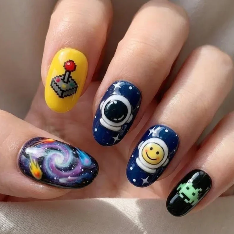 rocket nail art, pixel press-ons, press on nails, custom press on nails, fake nails, Nails Art, stained glass nails, gold press on nails, 3d press on nails, luxury press on nails, handmade press on nails