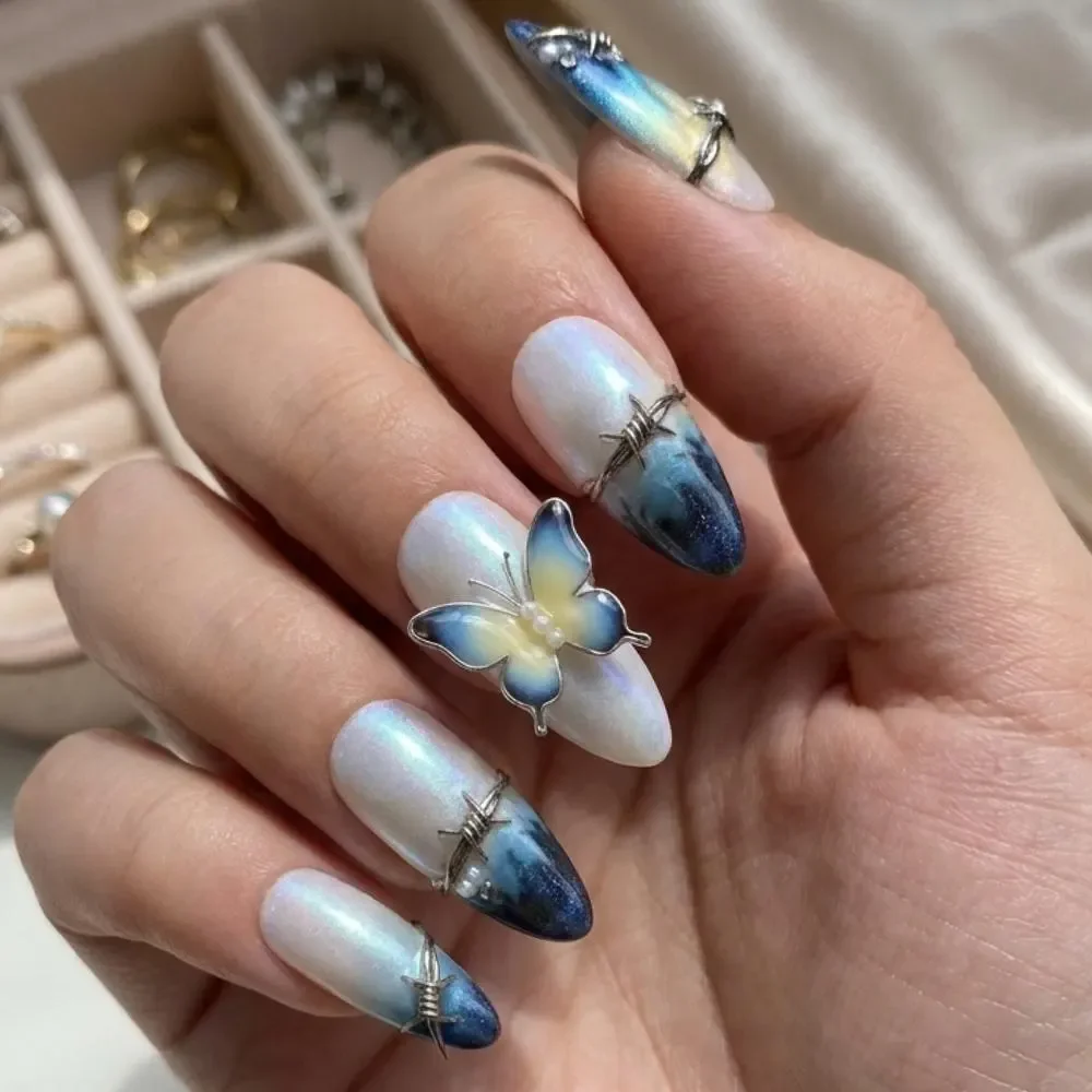 press on nails, custom press on nails, fake nails, Nails Art, stained glass nails, gold press on nails, 3d press on nails, luxury press on nails, handmade press on nails