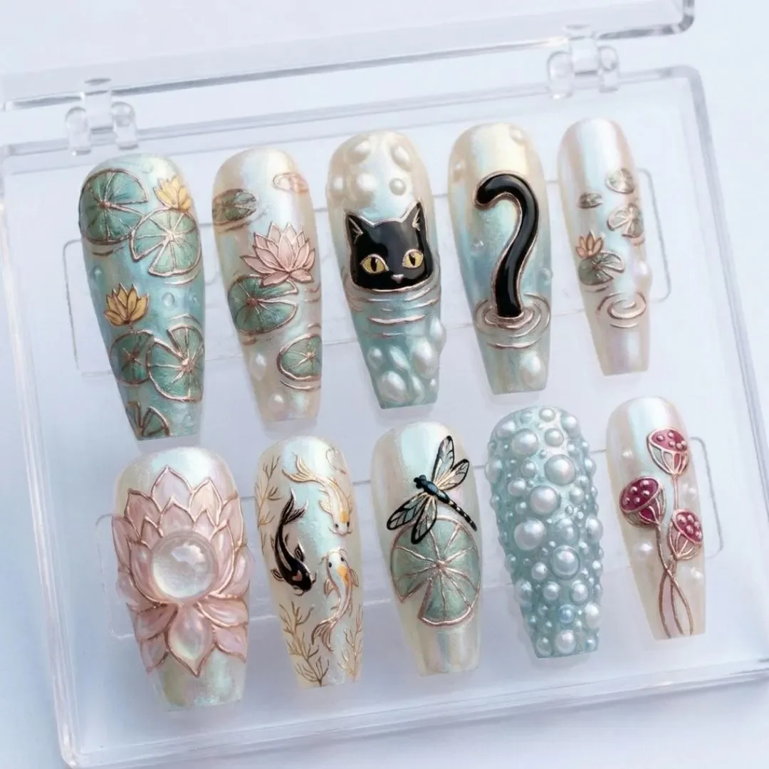 press on nails, custom press on nails, fake nails, Nails Art, stained glass nails, gold press on nails, 3d press on nails, luxury press on nails, handmade press on nails