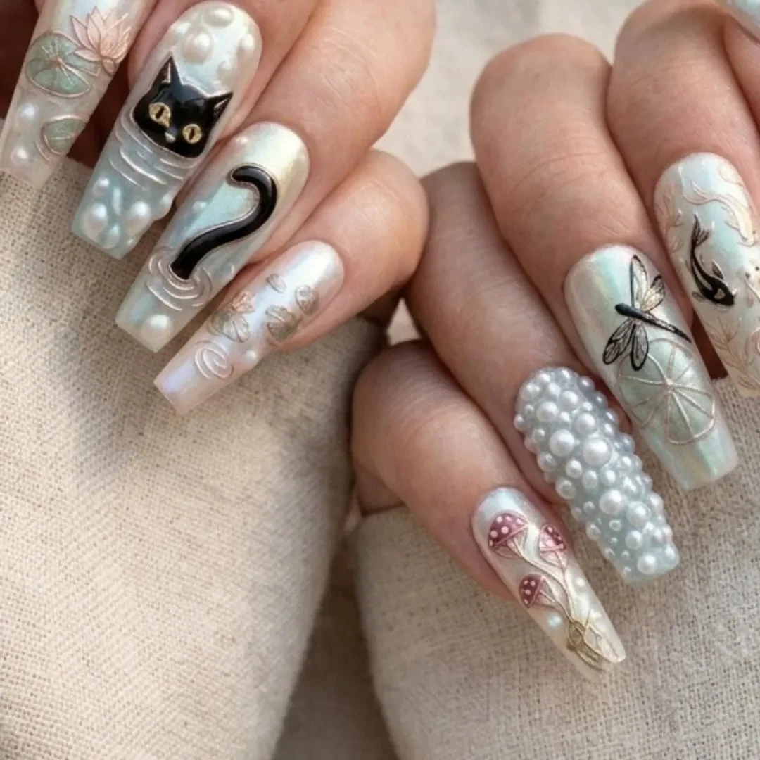 press on nails, custom press on nails, fake nails, Nails Art, stained glass nails, gold press on nails, 3d press on nails, luxury press on nails, handmade press on nails