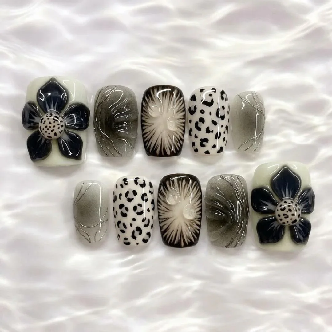 3D black flower, leopard print toenails, press on nails, custom press on nails, fake nails, Nails Art, stained glass nails, gold press on nails, 3d press on nails, luxury press on nails, handmade press on nails