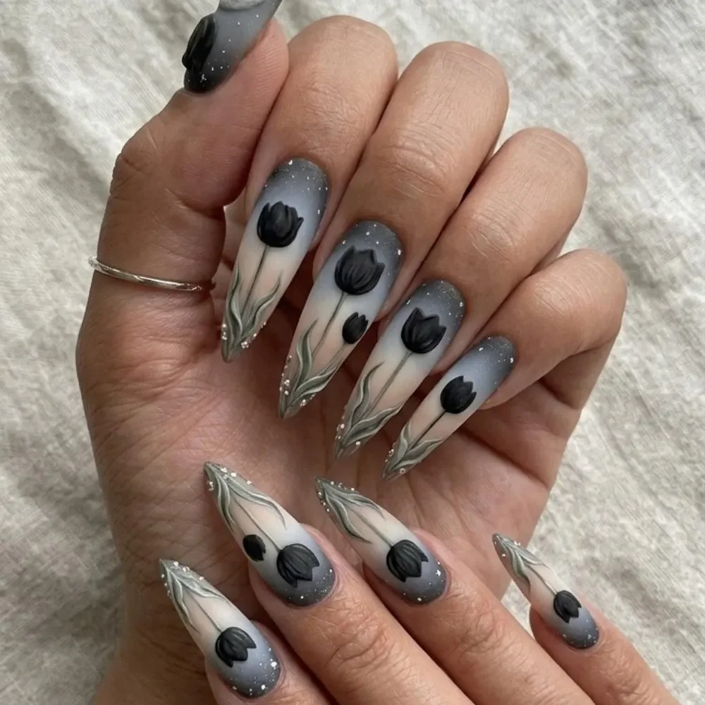 press on nails, custom press on nails, fake nails, Nails Art, stained glass nails, gold press on nails, 3d press on nails, luxury press on nails, handmade press on nails
