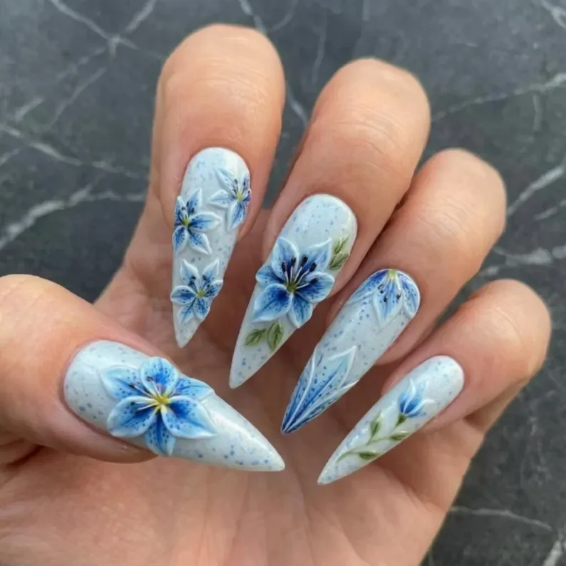 press on nails, custom press on nails, fake nails, Nails Art, stained glass nails, gold press on nails, 3d press on nails, luxury press on nails, handmade press on nails