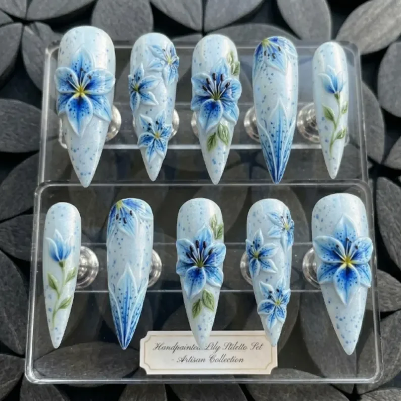 press on nails, custom press on nails, fake nails, Nails Art, stained glass nails, gold press on nails, 3d press on nails, luxury press on nails, handmade press on nails