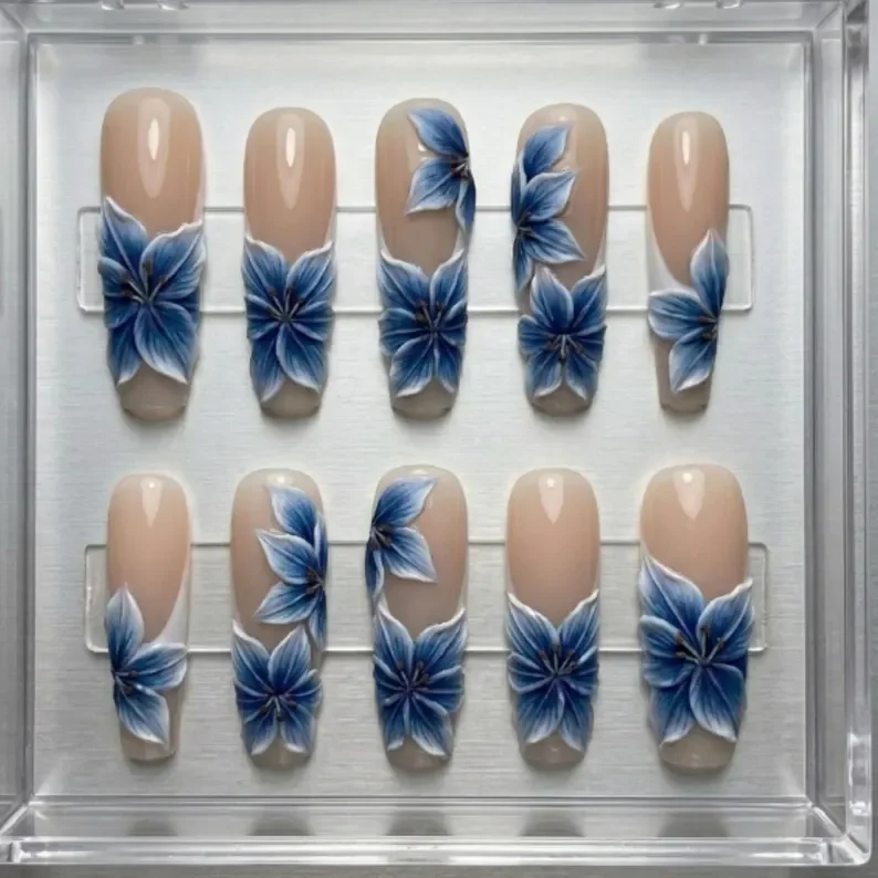 press on nails, custom press on nails, fake nails, Nails Art, stained glass nails, gold press on nails, 3d press on nails, luxury press on nails, handmade press on nails