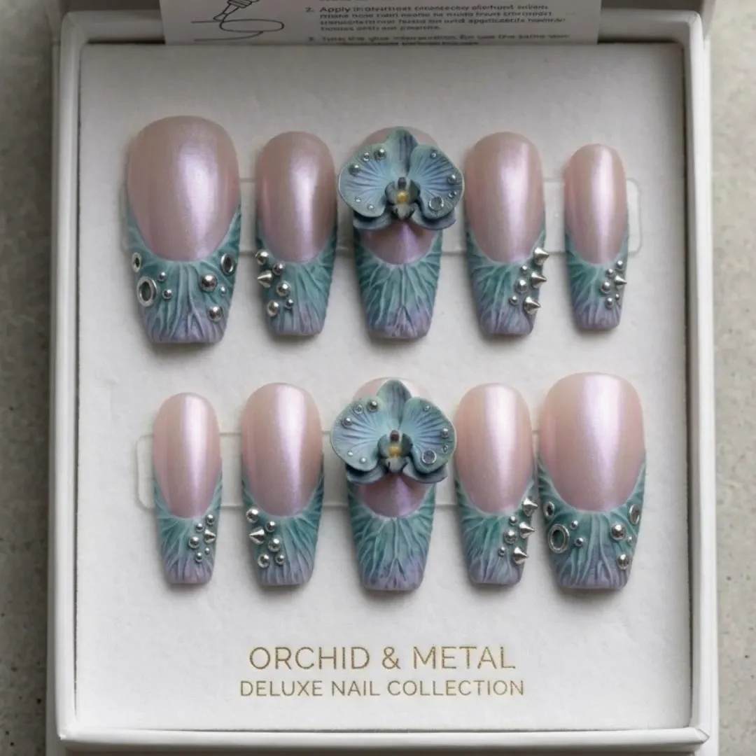 press on nails, custom press on nails, fake nails, Nails Art, stained glass nails, gold press on nails, 3d press on nails, luxury press on nails, handmade press on nails
