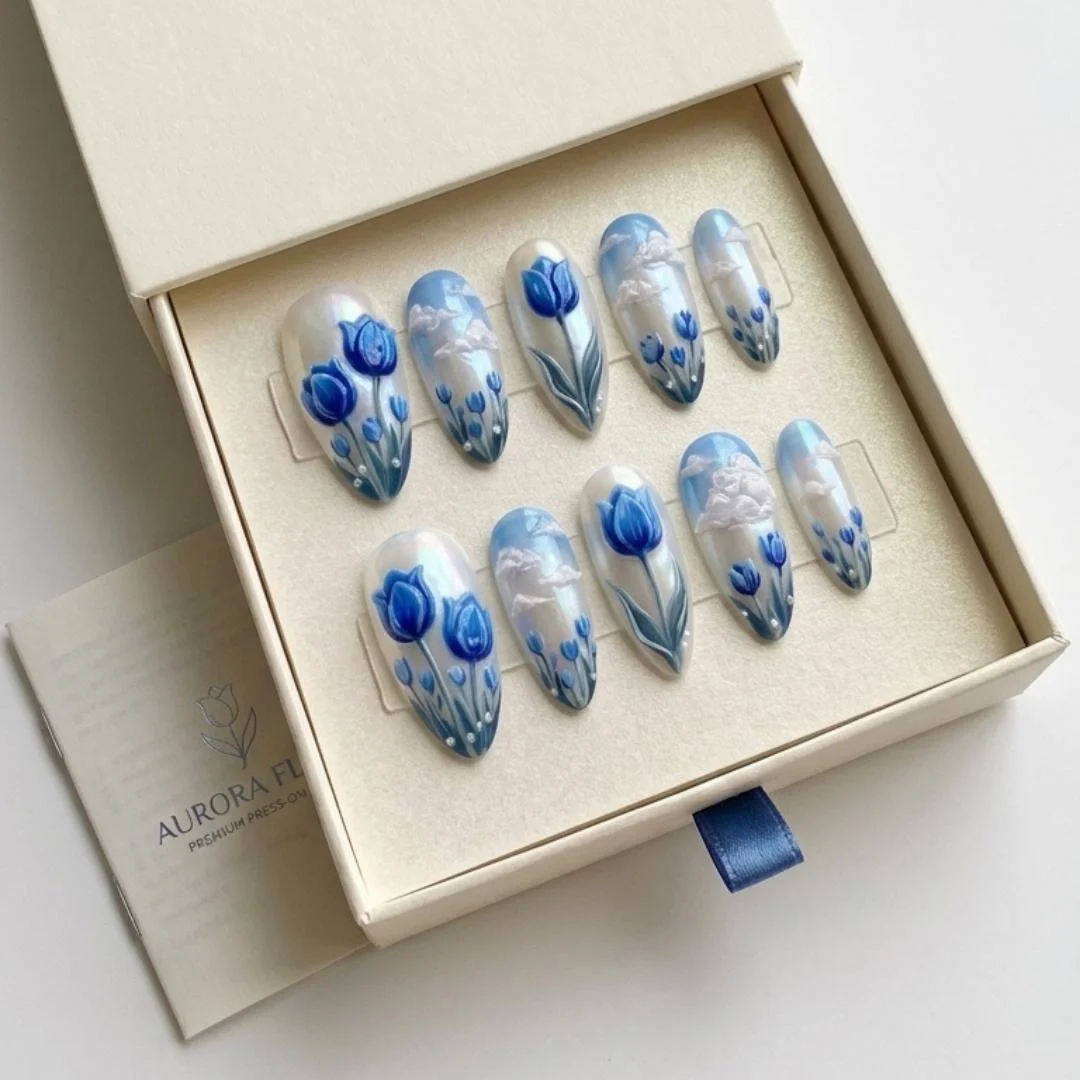 press on nails, custom press on nails, fake nails, Nails Art, stained glass nails, gold press on nails, 3d press on nails, luxury press on nails, handmade press on nails
