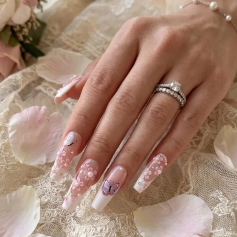 wedding nail art, press on nails, custom press on nails, fake nails, Nails Art, stained glass nails, gold press on nails, 3d press on nails, luxury press on nails, handmade press on nails