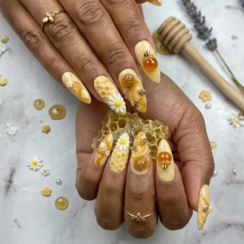 press on nails, custom press on nails, fake nails, Nails Art, stained glass nails, gold press on nails, 3d press on nails, luxury press on nails, handmade press on nails