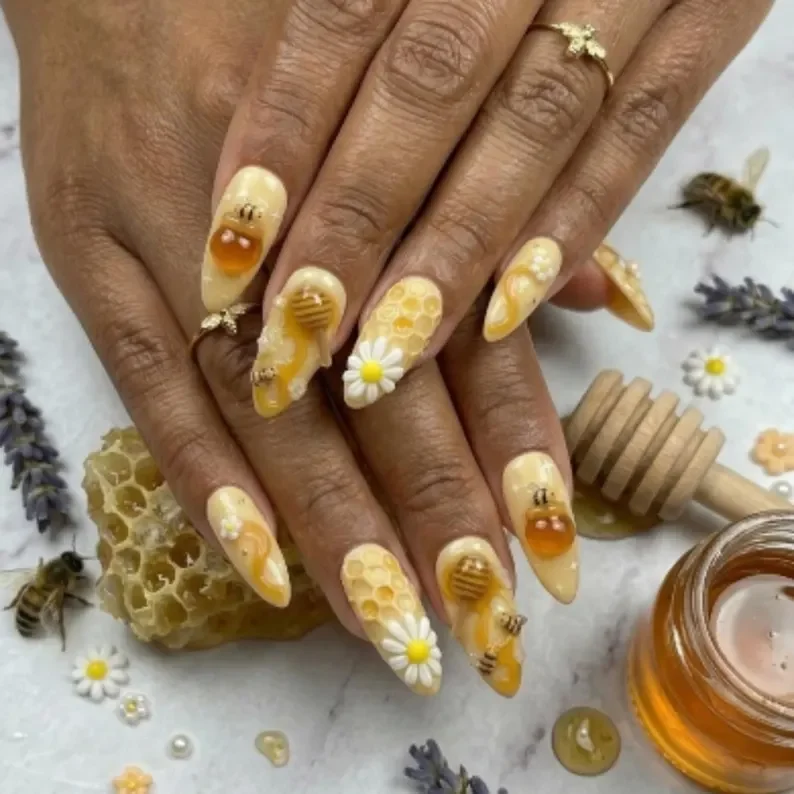 press on nails, custom press on nails, fake nails, Nails Art, stained glass nails, gold press on nails, 3d press on nails, luxury press on nails, handmade press on nails