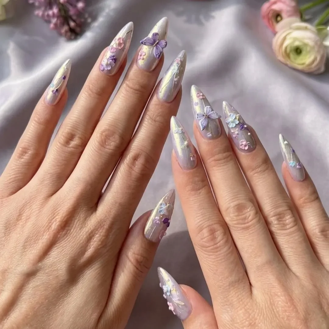 press on nails, custom press on nails, fake nails, Nails Art, stained glass nails, gold press on nails, 3d press on nails, luxury press on nails, handmade press on nails