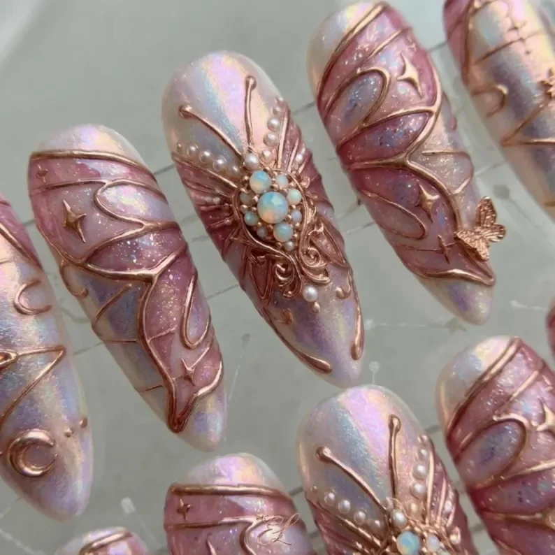 press on nails, custom press on nails, fake nails, Nails Art, stained glass nails, gold press on nails, 3d press on nails, luxury press on nails, handmade press on nails